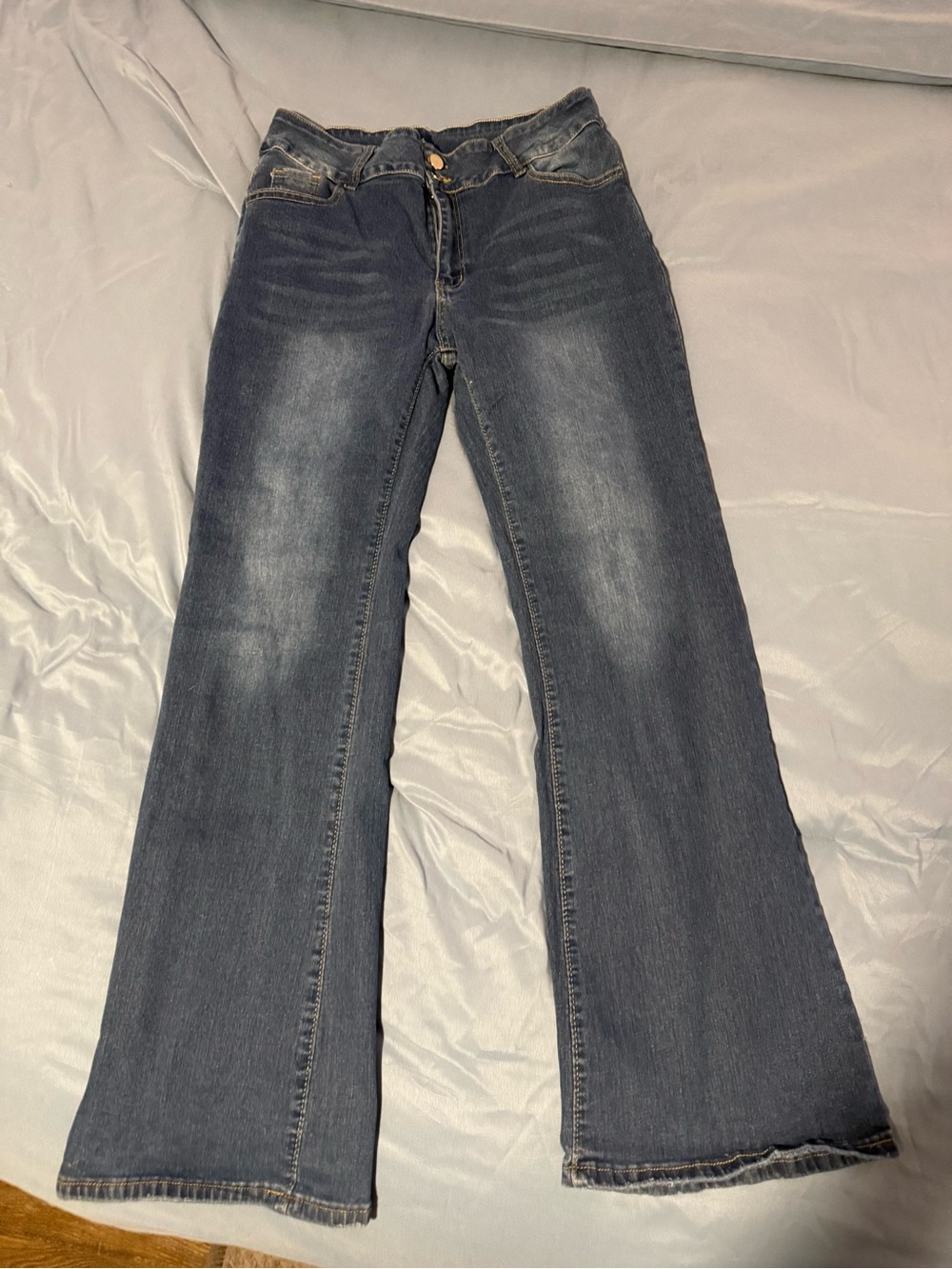 SHEIN High Waisted Women’s Wide Flare Jeans